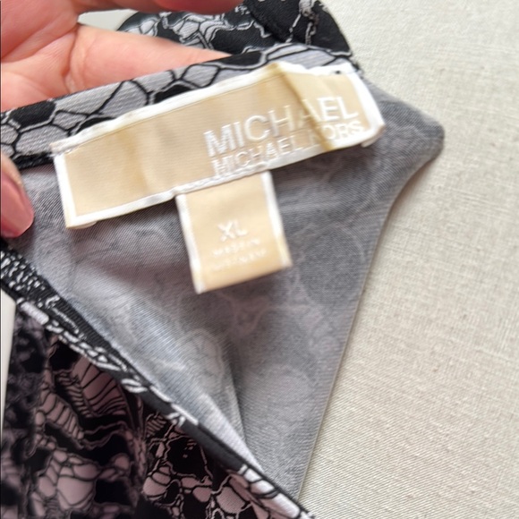 Michael Kors Black and White Floral Dress - Picture 2 of 4